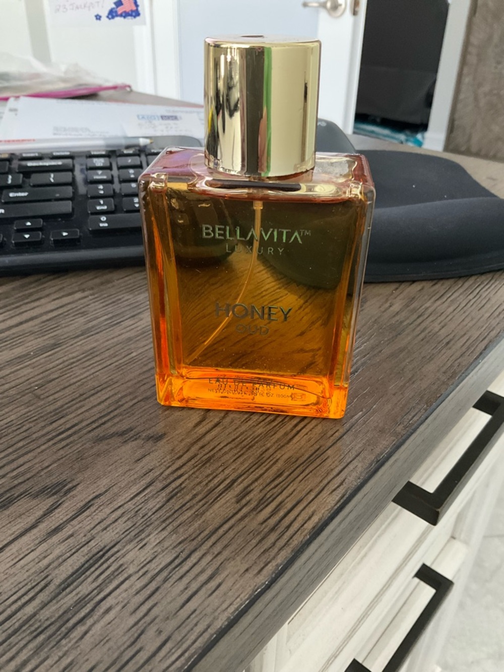 Bellavita Luxury Honey Oud Eau de Parfum NWT - Picture 2 of 3